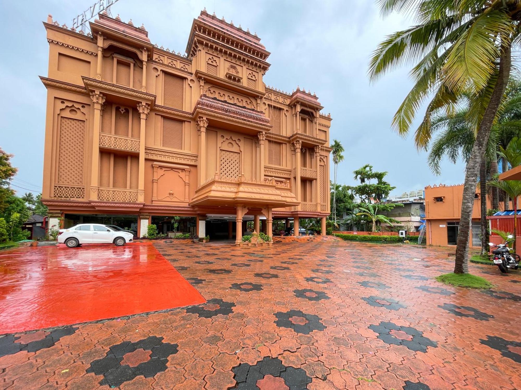 Haveli Backwater Resort Alappuzha Экстерьер фото